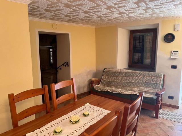 Villa Indipendente in vendita a Borgonovo Val Tidone, Reggio Emilia