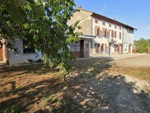 Villa Indipendente in vendita a Piemonte, Alessandria