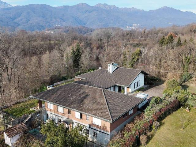 Villa Indipendente in vendita a Cellio con Breia, Piemonte