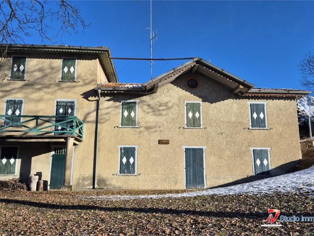 Villa Indipendente in vendita a Comunità montana della valle Camonica, Piancogno