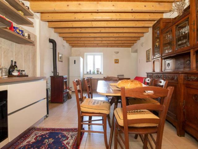 Villa Indipendente in vendita a Acero, Borzonasca