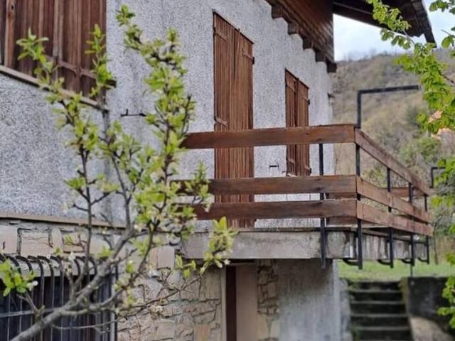 Villa Indipendente in vendita a Borzonasca, Liguria