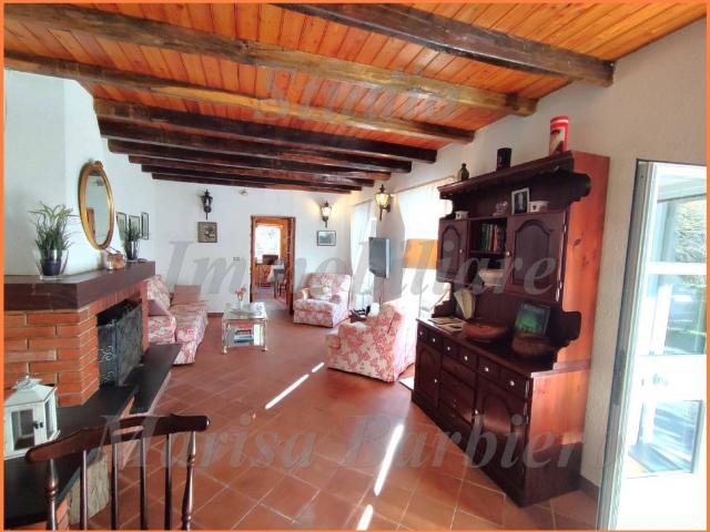 Villa Indipendente in vendita a Belvedere, Borzonasca