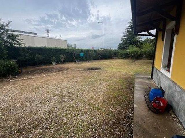 Villa Indipendente in vendita a Piemonte, Alessandria