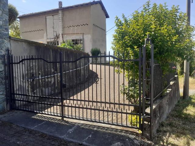 Villa Indipendente in vendita a Spessa, Piemonte