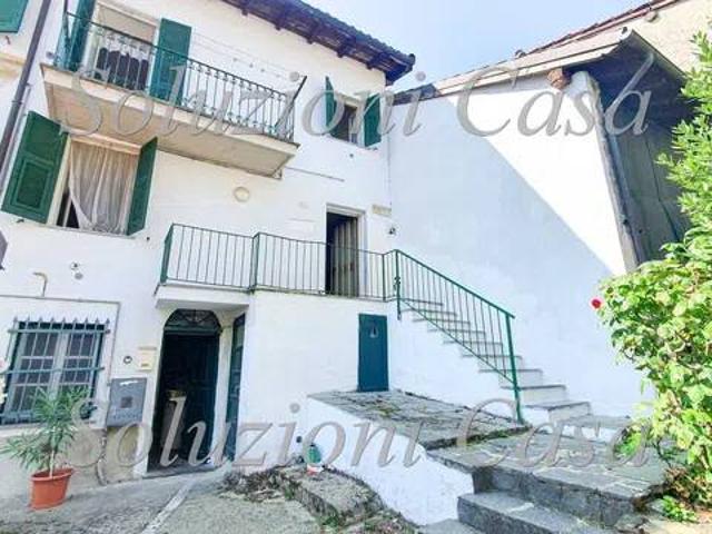 Villa Indipendente in vendita a Spessa, Bosio