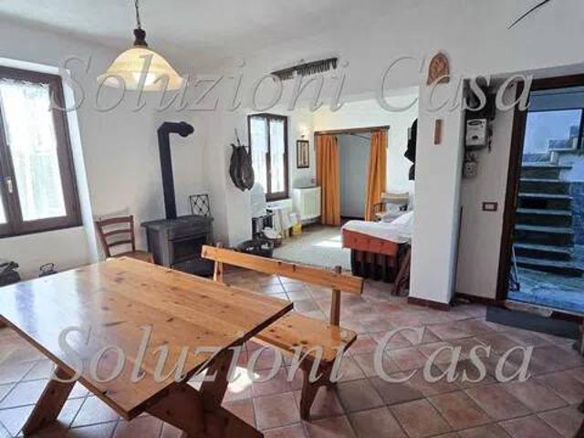 Villa Indipendente in vendita a Spessa, Bosio