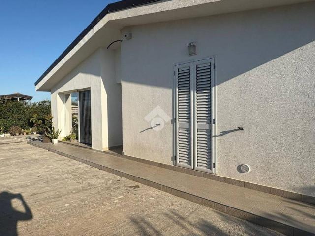Villa Indipendente in vendita a Costa Turchese, Calabria