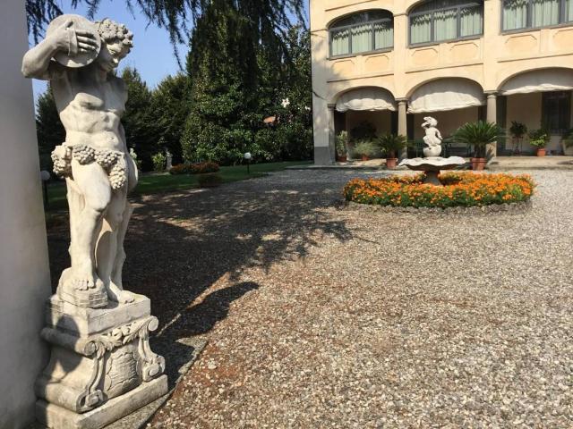 Villa Indipendente in vendita a Bottanuco, Lombardia