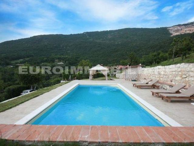 Villa Indipendente in vendita a Botticino, Lombardia