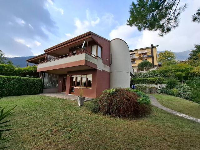 Villa Indipendente in vendita a Botticino Sera, Botticino