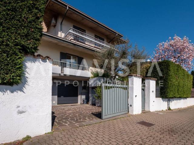 Villa Indipendente in vendita a Botticino Sera, Botticino