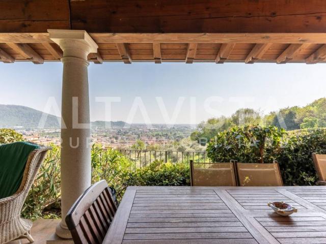 Villa Indipendente in vendita a Botticino Sera, Botticino