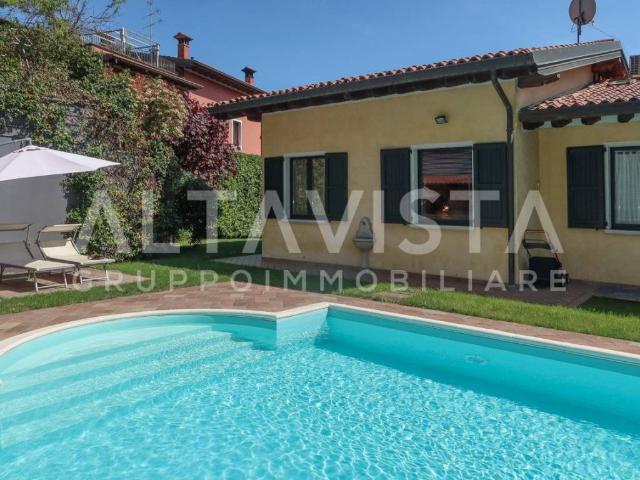 Villa Indipendente in vendita a Botticino Sera, Botticino