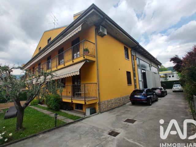 Villa Indipendente in vendita a Villaggio Marcolini, Botticino