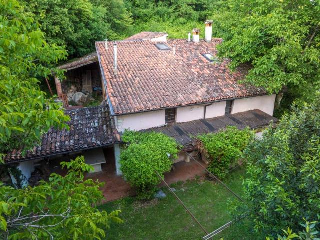 Villa Indipendente in vendita a Botticino, Lombardia