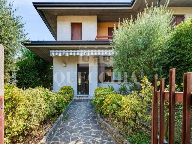 Villa Indipendente in vendita a Botticino Sera, Botticino