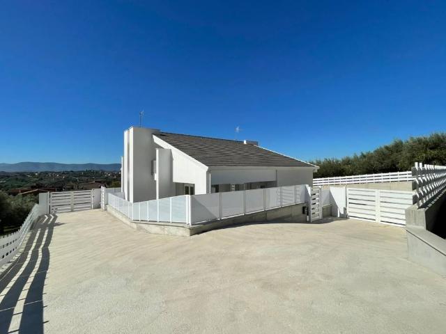 Villa Indipendente in vendita a Boville Ernica, Lazio