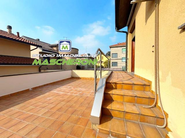 Villa Indipendente in vendita a Masciago Milanese, Bovisio Masciago