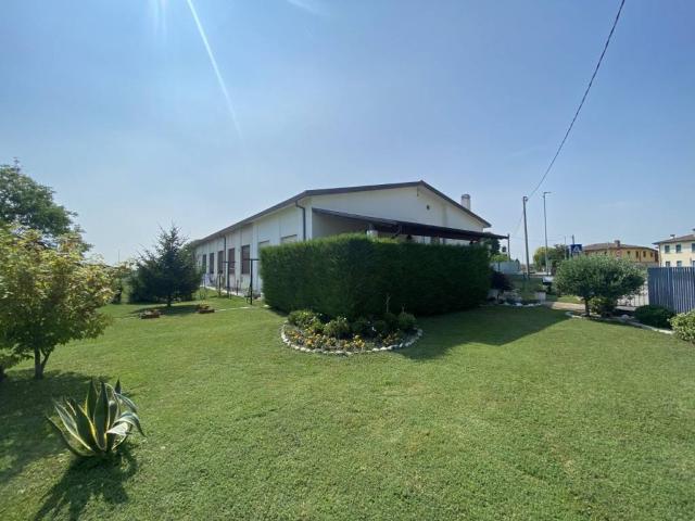 Villa Indipendente in vendita a Bovolenta, Veneto