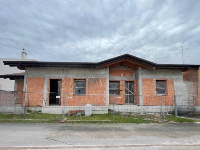 Villa Indipendente in vendita a Bovolone, Veneto