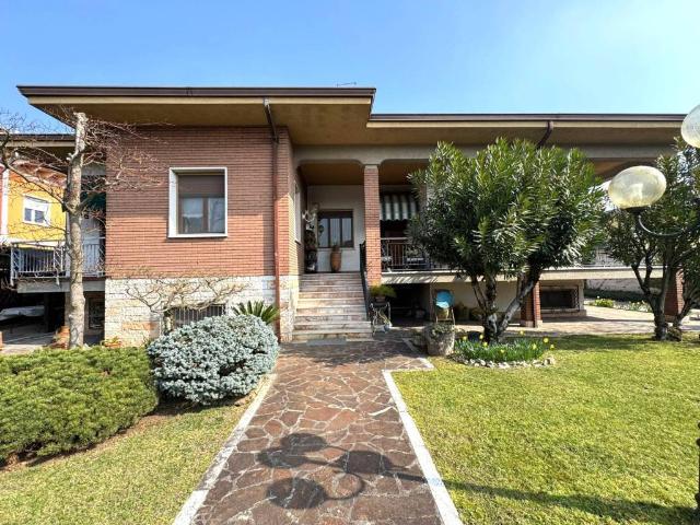 Villa Indipendente in vendita a Bovolone, Veneto