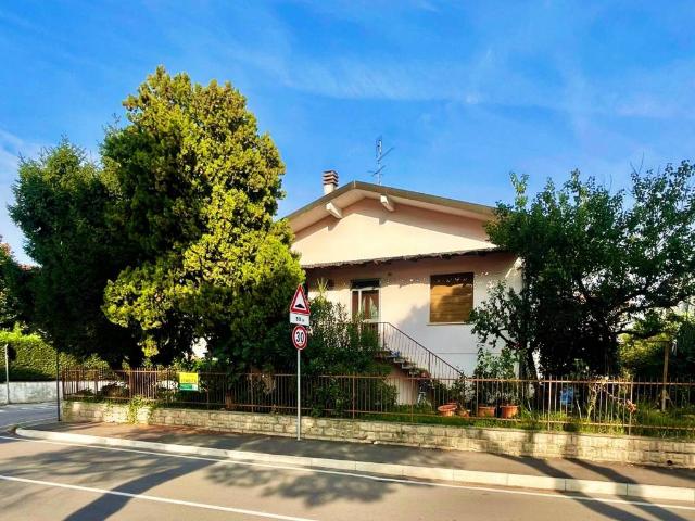 Villa Indipendente in vendita a Bovolone, Veneto