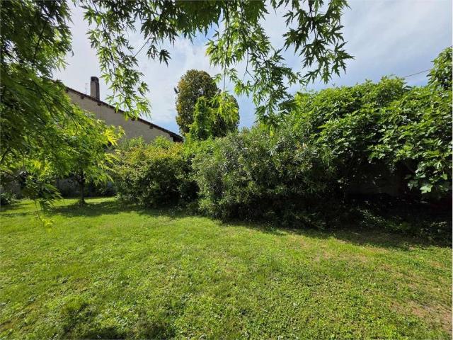 Villa Indipendente in vendita a Piemonte, Alessandria