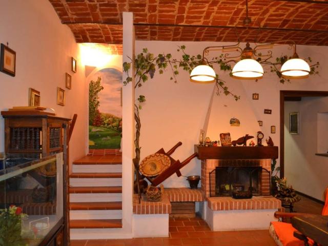 Villa Indipendente in vendita a San Matteo, Piemonte