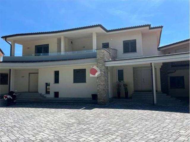 Villa Indipendente in vendita a San Matteo, Piemonte