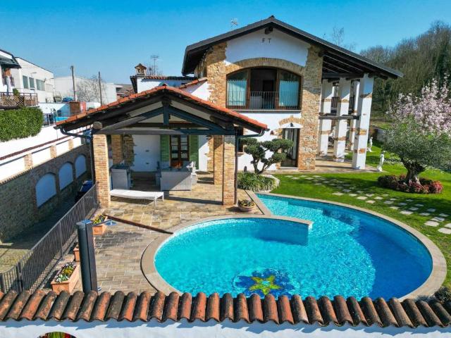 Villa Indipendente in vendita a San Giovanni Lontano, Piemonte