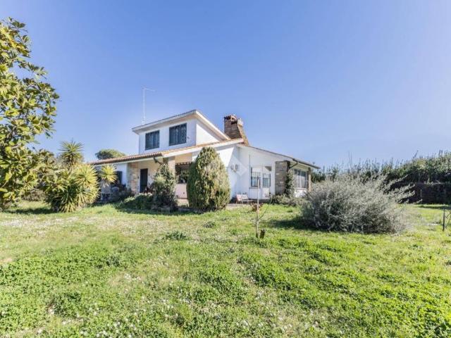 Villa Indipendente in vendita a Roma Capitale, Lazio