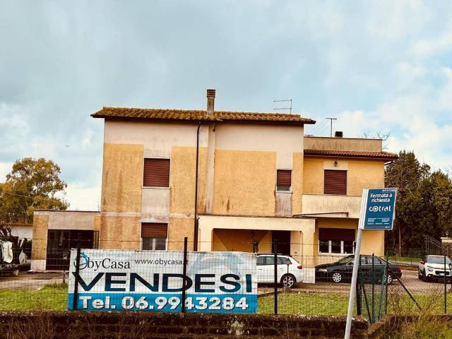 Villa Indipendente in vendita a Roma Capitale, Lazio