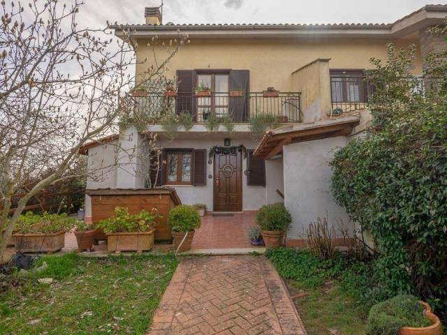 Villa Indipendente in vendita a Roma Capitale, Lazio