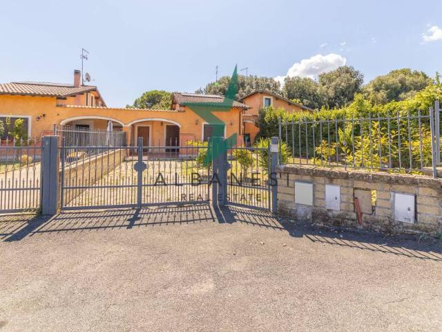 Villa Indipendente in vendita a Roma Capitale, Lazio