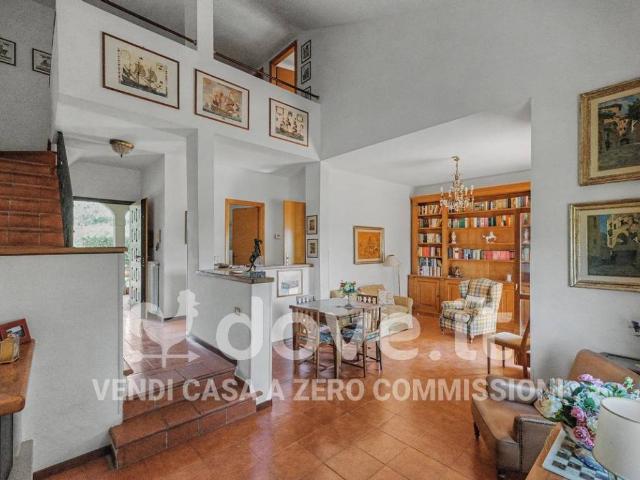 Villa Indipendente in vendita a Montebello, Roma Capitale
