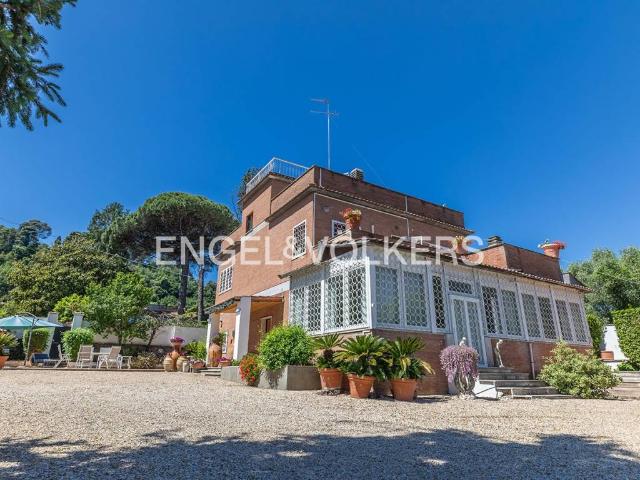 Villa Indipendente in vendita a Bracciano, Roma Capitale