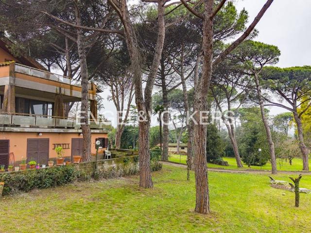 Villa Indipendente in vendita a Roma Capitale, Lazio