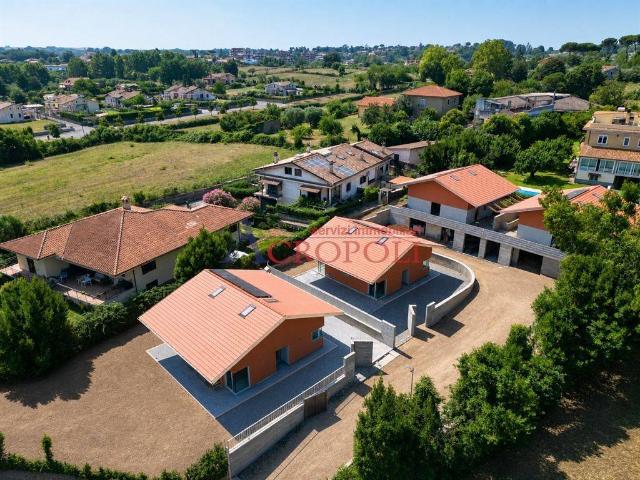 Villa Indipendente in vendita a Roma Capitale, Lazio