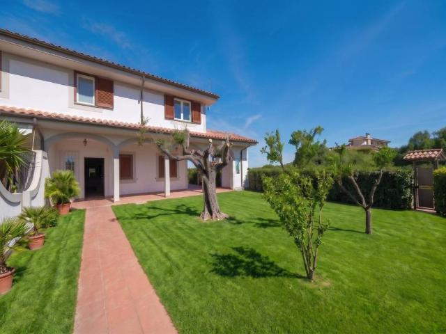 Villa Indipendente in vendita a Montebello, Roma Capitale