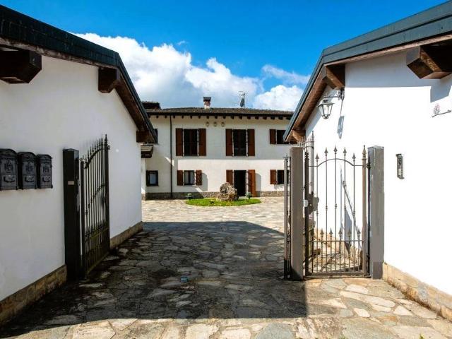 Villa Indipendente in vendita a Brallo Di Pregola, Lombardia