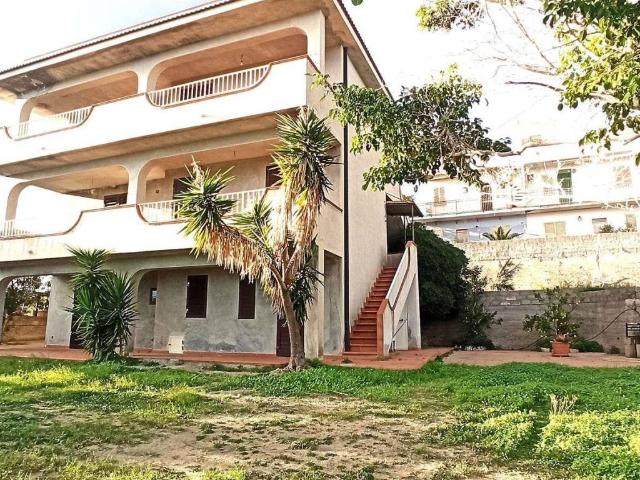 Villa Indipendente in vendita a Calabria, Reggio Calabria