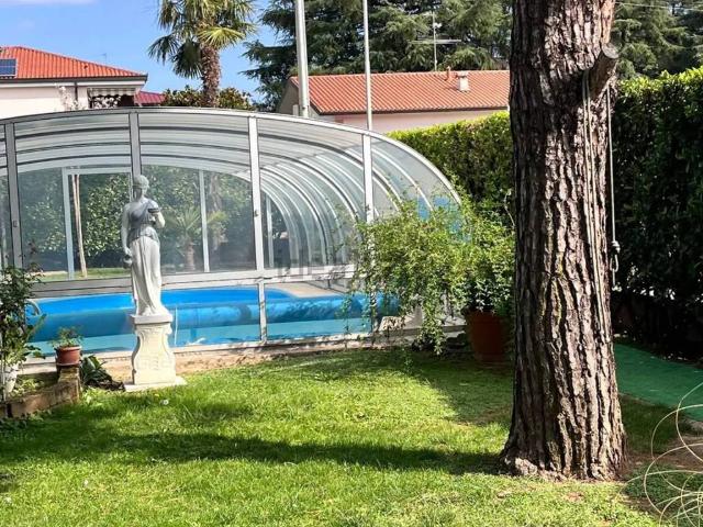 Villa Indipendente in vendita a Brembate, Bergamo