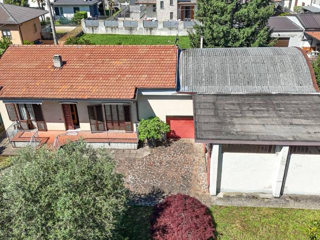 Villa Indipendente in vendita a Brembate, Lombardia
