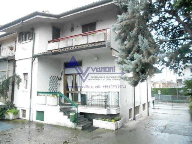 Villa Indipendente in vendita a Brembate, Lombardia