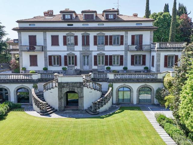 Villa Indipendente in vendita a Brembate Di Sopra, Lombardia