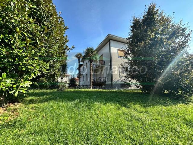 Villa Indipendente in vendita a Olgelasca, Brenna