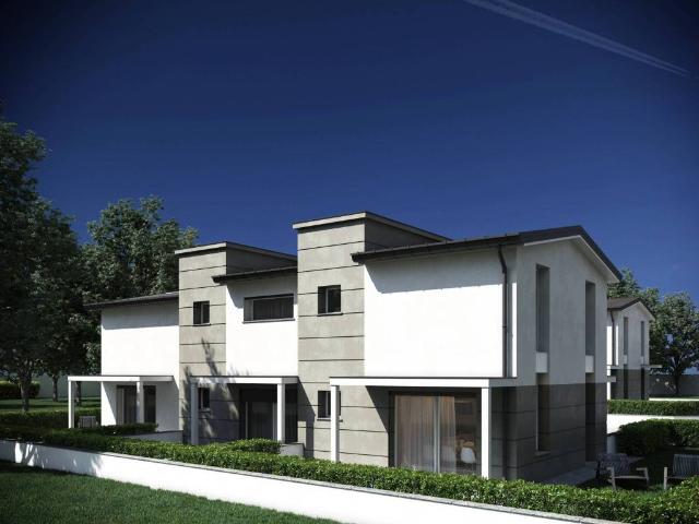 Villa Indipendente in vendita a Brenna, Lombardia