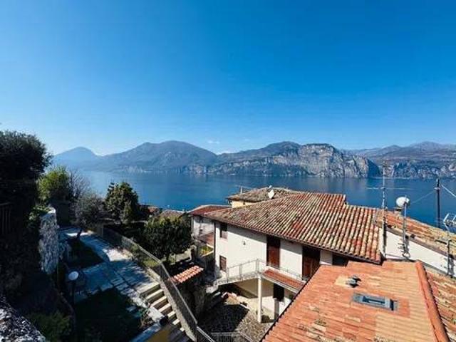 Villa Indipendente in vendita a Brenzone sul Garda, Veneto