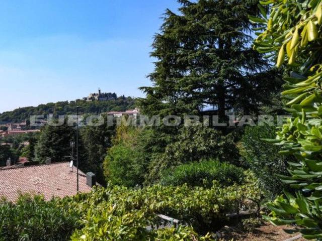 Villa Indipendente in vendita a Zona Centro, Brescia